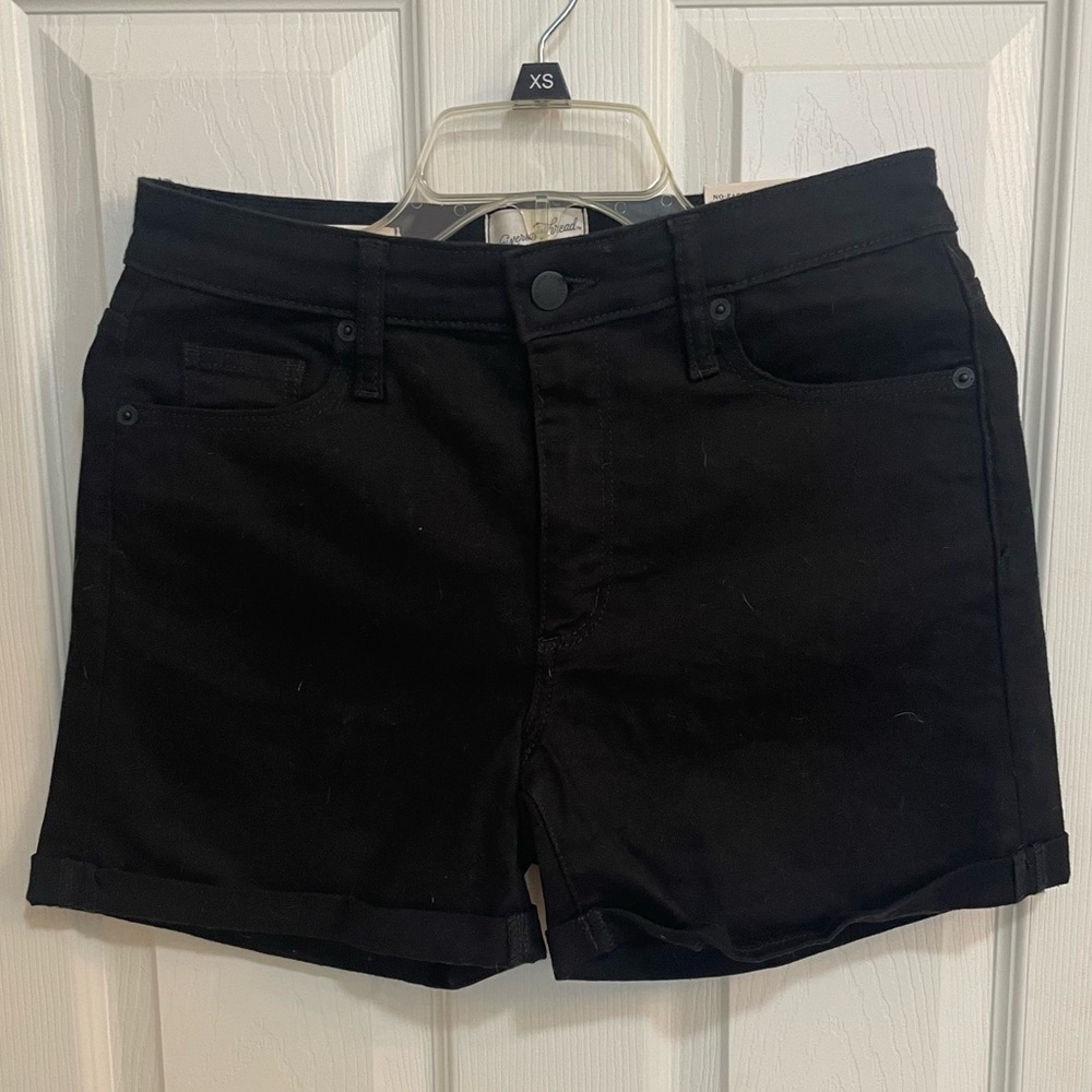 NWT Black Universal shorts